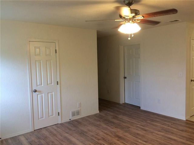 600 Pacific Street E, Honey Grove, TX 75446
