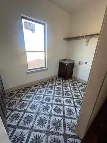 1390 Poe Prairie Road, Millsap, TX 76066