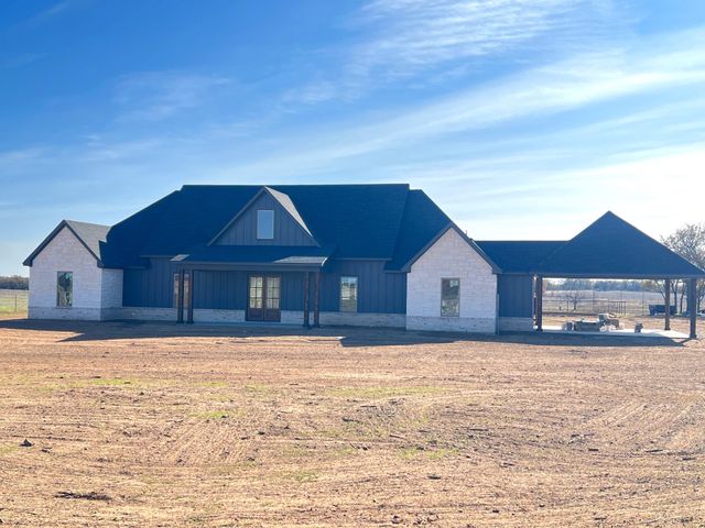 1390 Poe Prairie Road, Millsap, TX 76066