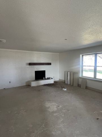 1390 Poe Prairie Road, Millsap, TX 76066