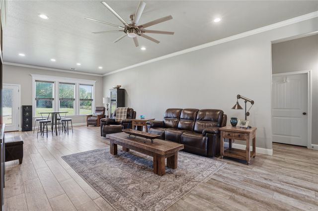 5007 Terlingua Drive, Granbury, TX 76048