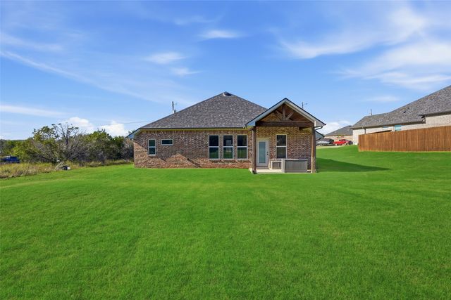 5007 Terlingua Drive, Granbury, TX 76048