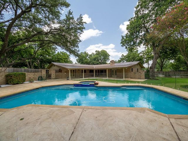 11905 Mustang Chase, Austin, TX 78727