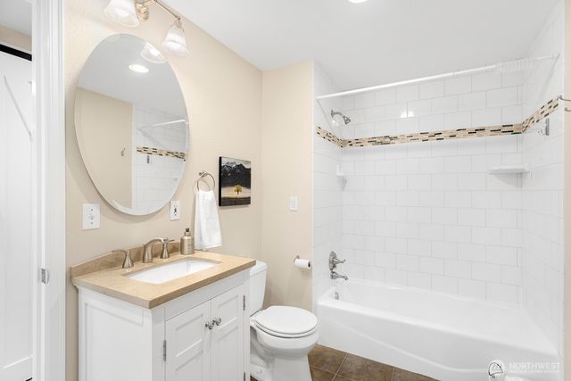 16915 22nd Avenue SW, Burien, WA 98166