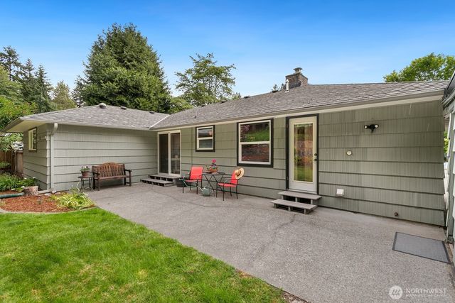 16915 22nd Avenue SW, Burien, WA 98166