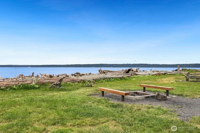16915 22nd Avenue SW, Burien, WA 98166