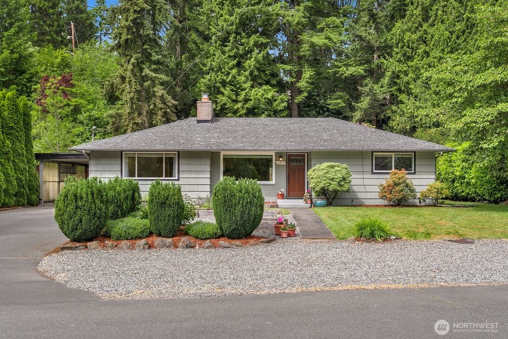 16915 22nd Avenue SW, Burien, WA 98166