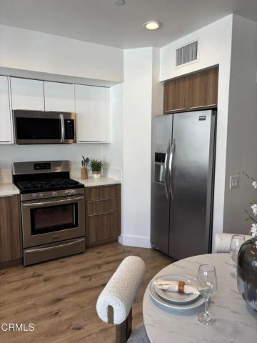 239 S Marengo Avenue 201, Pasadena, CA 91101