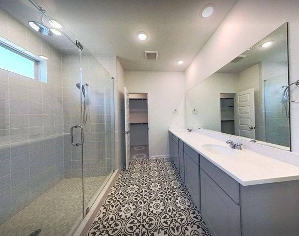 4040 Road 66124, Dayton, TX 77535