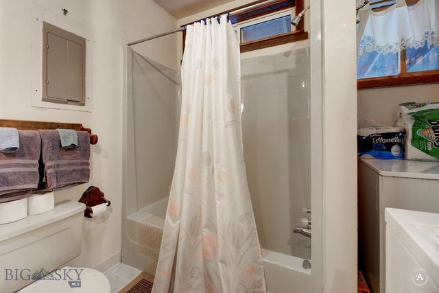 7 Meadow Lane, Cascade, MT 59421