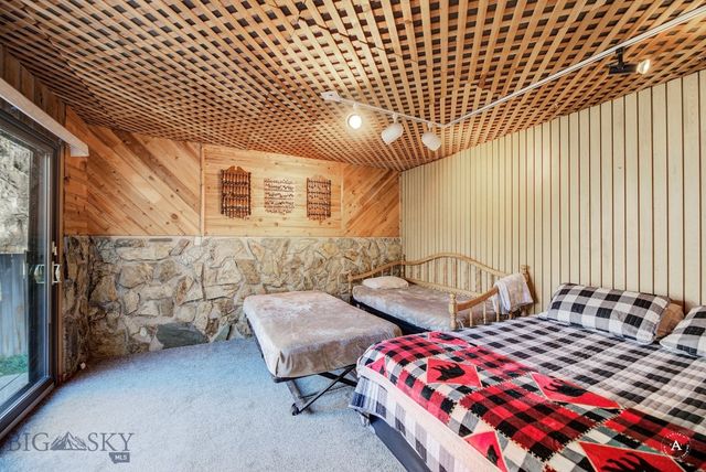 7 Meadow Lane, Cascade, MT 59421