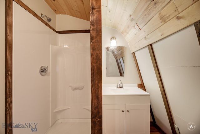 7 Meadow Lane, Cascade, MT 59421