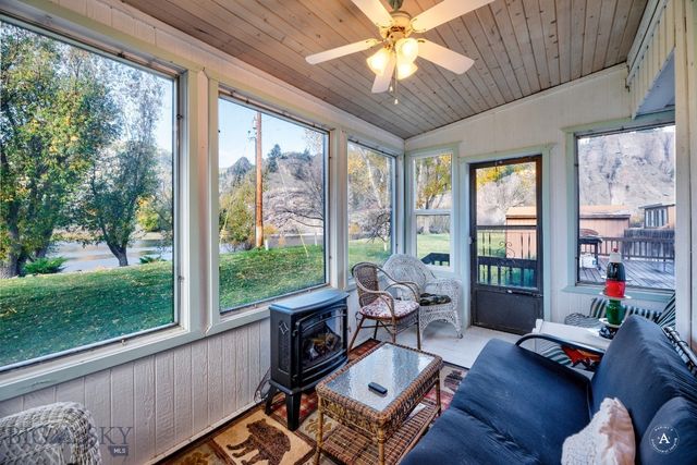 7 Meadow Lane, Cascade, MT 59421