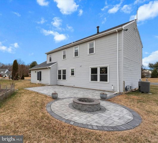 1 DORIS CT, Bear, DE 19701