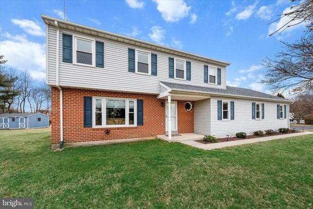 1 DORIS CT, Bear, DE 19701