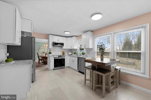 1 DORIS CT, Bear, DE 19701