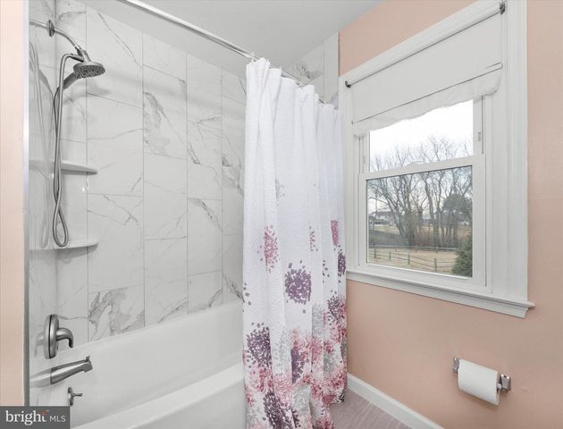 1 DORIS CT, Bear, DE 19701