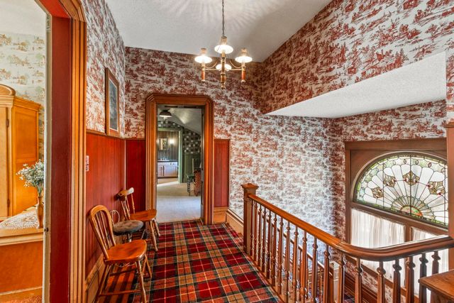 628 Walnut St, Osage, IA 50461