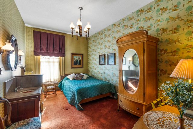 628 Walnut St, Osage, IA 50461