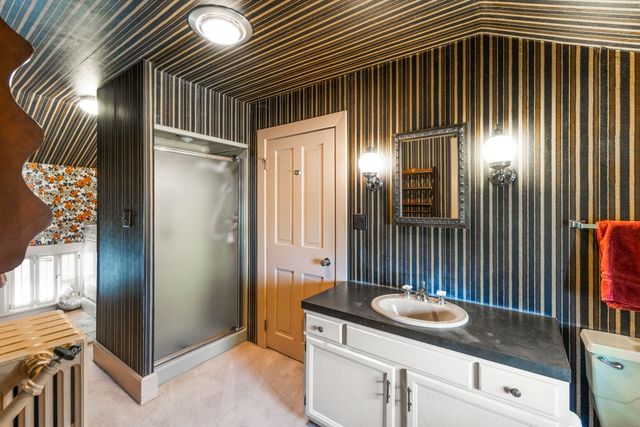 628 Walnut St, Osage, IA 50461