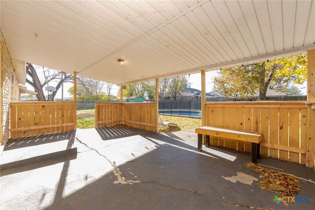 208 N 2nd Street, Copperas Cove, TX 76522