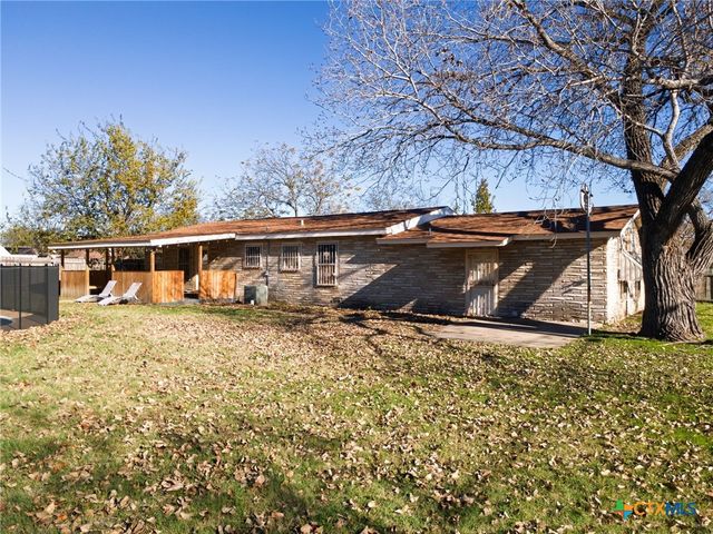 208 N 2nd Street, Copperas Cove, TX 76522