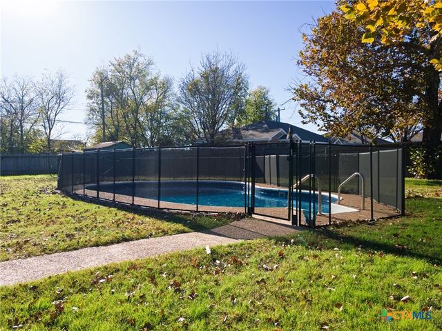 208 N 2nd Street, Copperas Cove, TX 76522