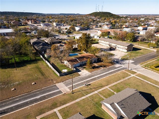 208 N 2nd Street, Copperas Cove, TX 76522