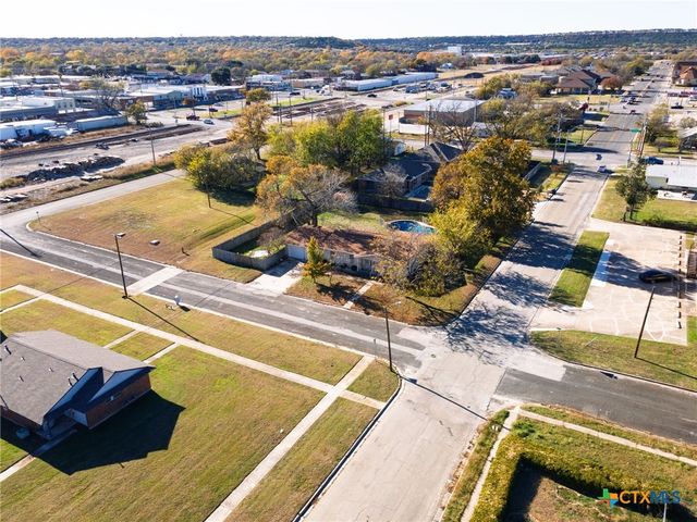 208 N 2nd Street, Copperas Cove, TX 76522