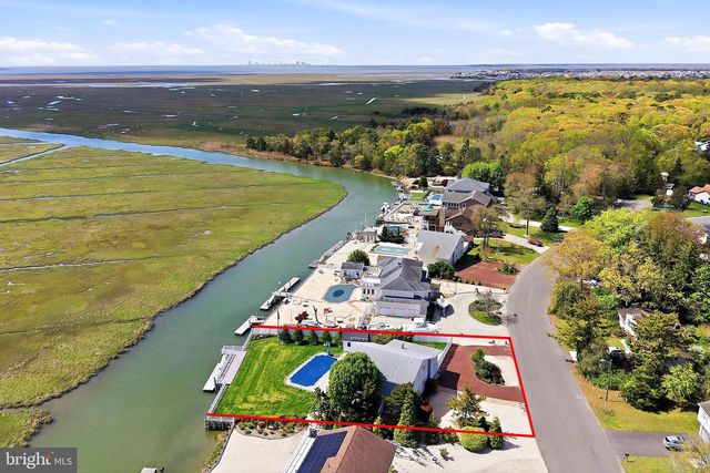 172 COUNTRY CLUB BLVD, Little Egg Harbor Twp, NJ 08087