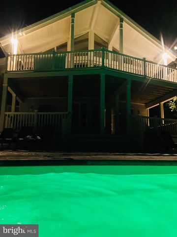 172 COUNTRY CLUB BLVD, Little Egg Harbor Twp, NJ 08087
