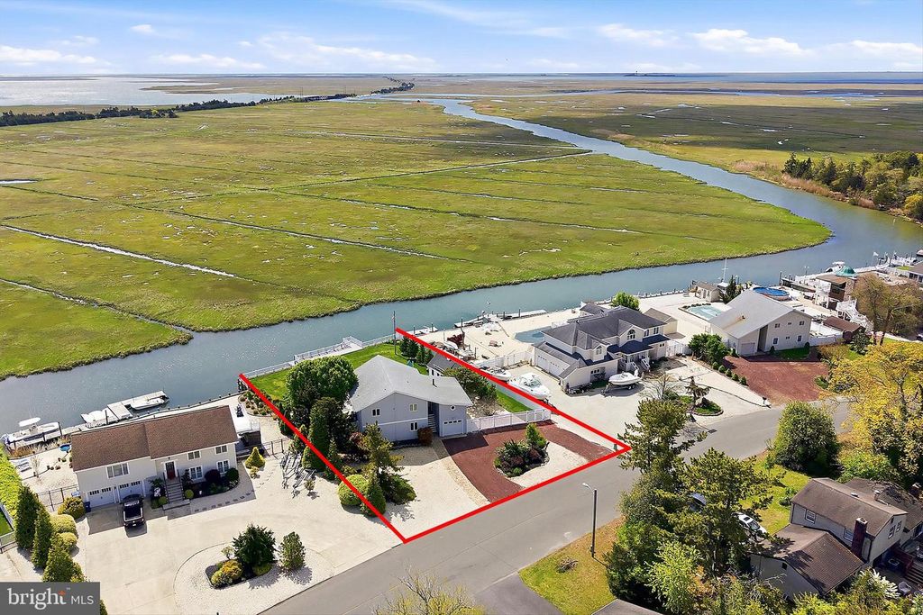 172 COUNTRY CLUB BLVD, Little Egg Harbor Twp, NJ 08087