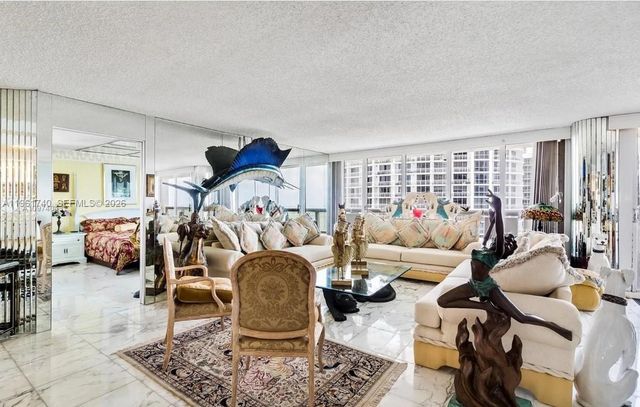 1717 N Bayshore Dr. A-3451, Miami, FL 33132