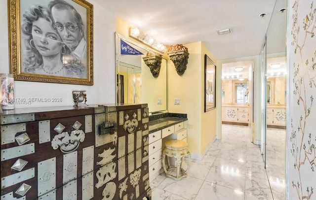 1717 N Bayshore Dr. A-3451, Miami, FL 33132