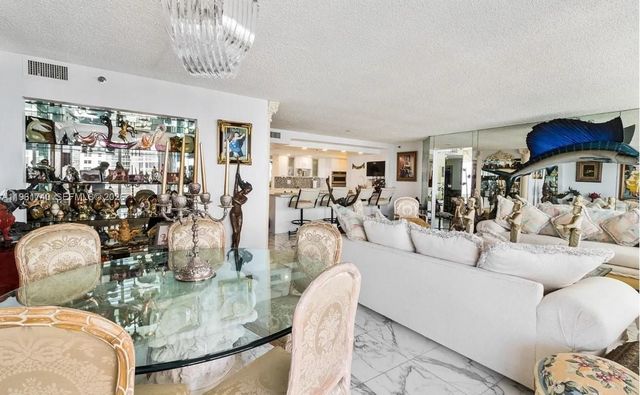 1717 N Bayshore Dr. A-3451, Miami, FL 33132