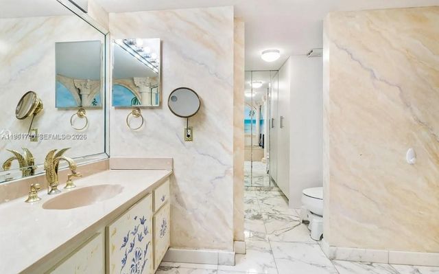 1717 N Bayshore Dr. A-3451, Miami, FL 33132