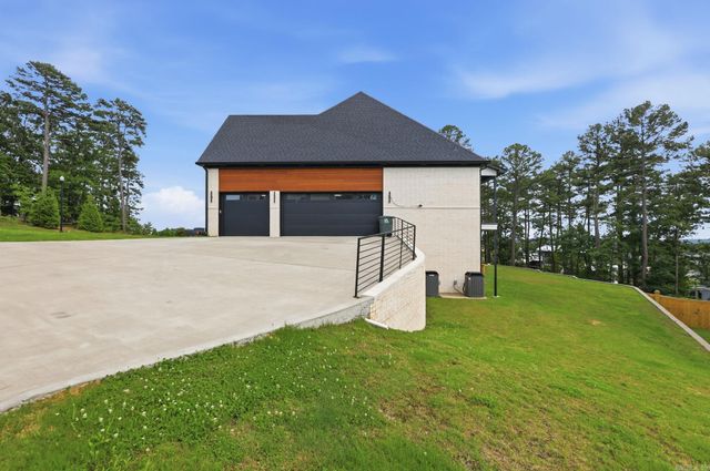 101 Falstone Drive, Little Rock, AR 72223