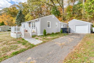 25 Whippoorwill Road, Southington, CT 06489