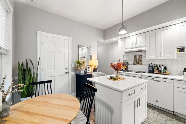 37 M St, Boston, MA 02127