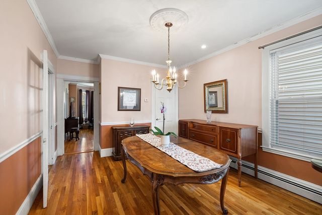 37 M St, Boston, MA 02127