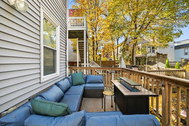 37 M St, Boston, MA 02127