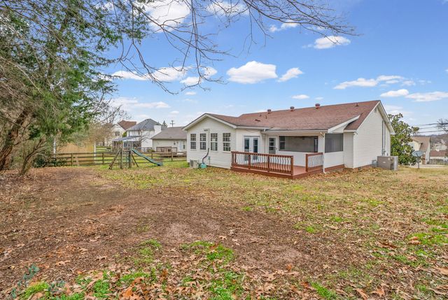 1362 Archer Pl, Clarksville, TN 37043