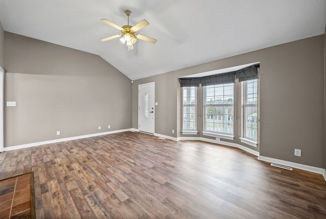 1362 Archer Pl, Clarksville, TN 37043