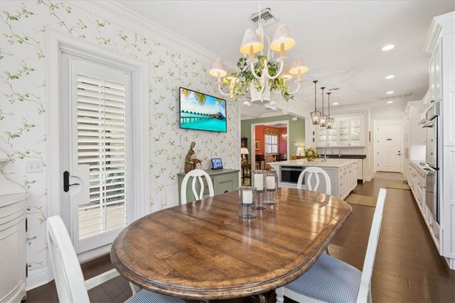 405 S Palm Island Circle, Vero Beach, FL 32963