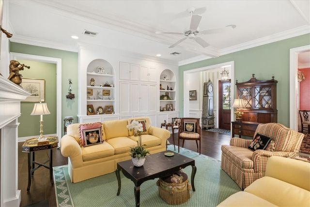 405 S Palm Island Circle, Vero Beach, FL 32963