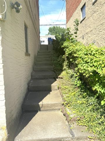 1482 Stadium Avenue, Bronx, NY 10465