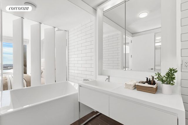 15 William St Apt 29C, New York City, NY 10005