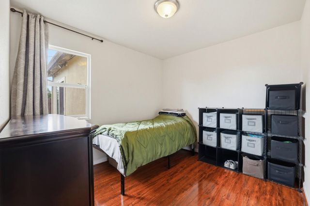 10512 Glenview Way, Rancho Cordova, CA 95670