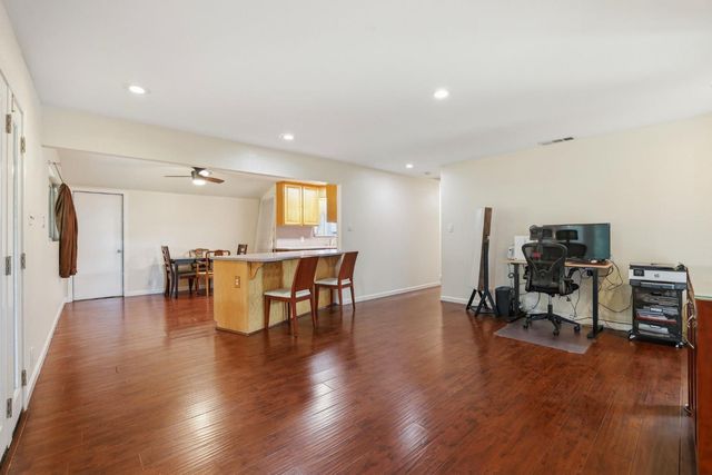 10512 Glenview Way, Rancho Cordova, CA 95670