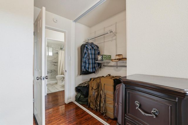 10512 Glenview Way, Rancho Cordova, CA 95670